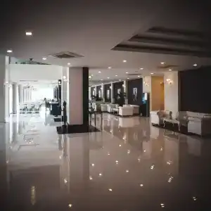 Queenco & Casino - 27