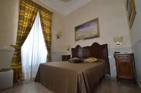 La Papessa - 4