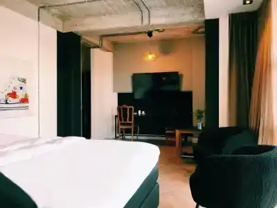 Bed, Bites & Business Rotterdam - 3