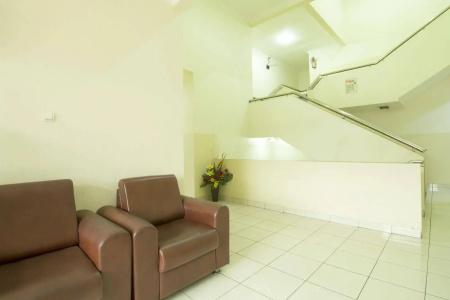 RedDoorz Plus @ Wastu Kencana - 12