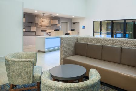 Holiday Inn Express & Suites - Nearest Universal Orlando, an IHG - 29