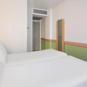 Ibis Budget Zaragoza - 28