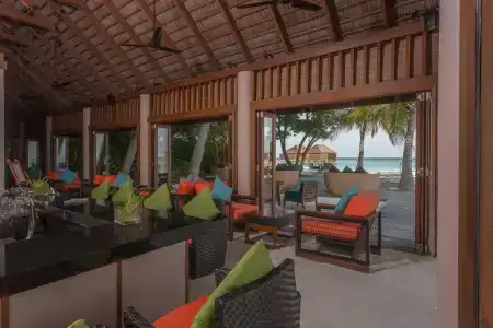 Veligandu Island Resort & Spa - 13