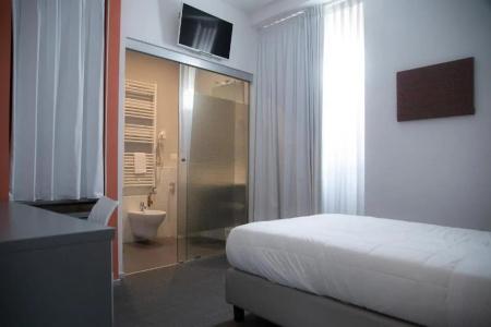 Executive Inn Boutique - 23
