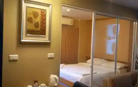 Greenview Ekkamai10 Suite - 5