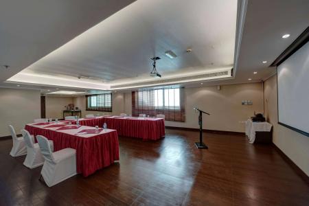 Howard Johnson Plaza by Wyndham Dubai Deira - 26