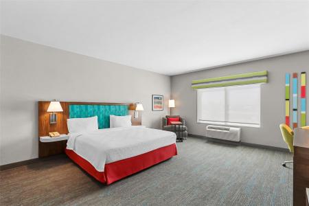 Hampton Inn & Suites West - 61