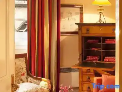 Relais Du Louvre - 113