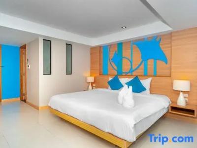 Ratana Apart Kamala - 25