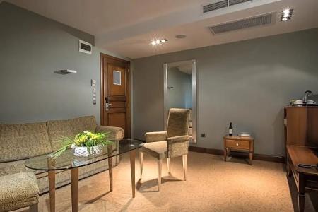 Rosslyn Thracia Sofia - 103