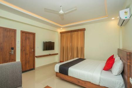 Capital O 13184 Savi International - 31