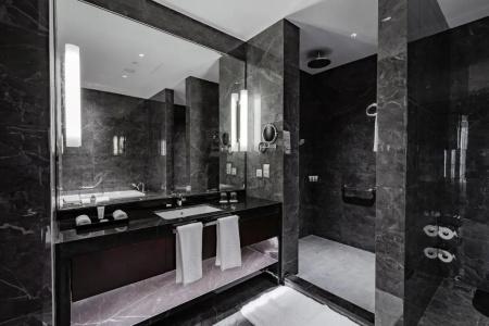 Johari Rotana - 52