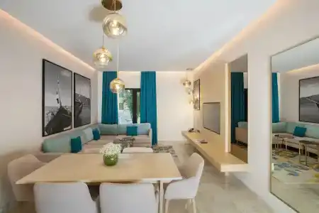 Avani Muscat - 61