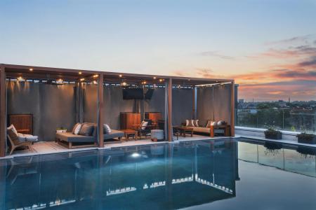 Thompson San Antonio Riverwalk - 18