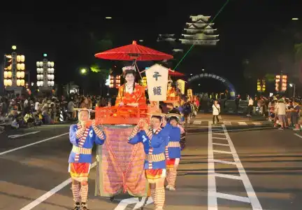 Livemax-Ekimae - 14