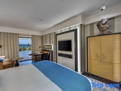 Intercontinental Muscat, An Ihg - 71