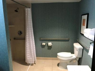 Hyatt Place Fort Lauderdale Cruise Port - 7