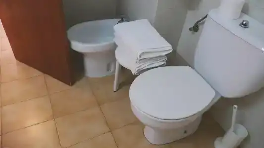 R2 - 8