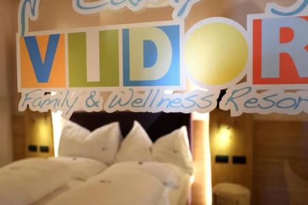 Vidor Resort - 90