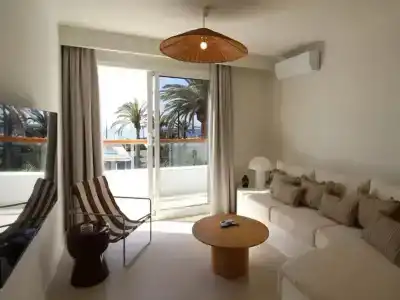 Neptuno Suites - Adults Only - 100