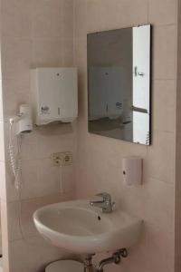 -Pension Adamshof - 6