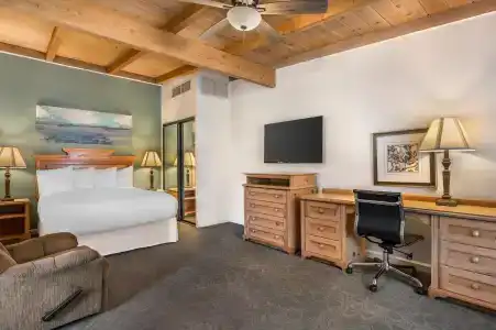 Best Western Plus - 65