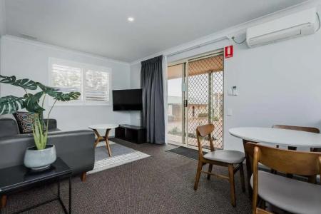 Quality Suites Banksia Gardens- Apartment - 108