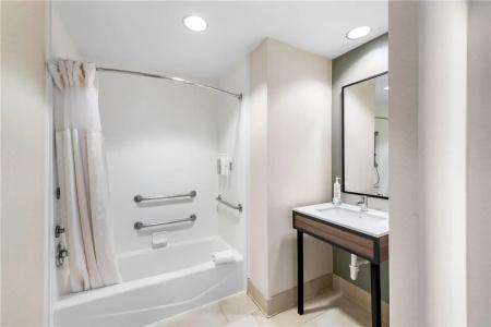 Hilton Garden Inn - 87