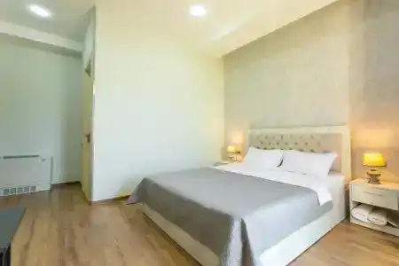 Rustaveli - 4