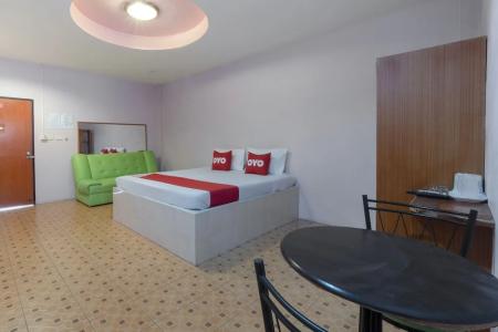 Oyo 1070 Paradise Resort - 17