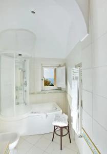 Eden Roc Suites - 106