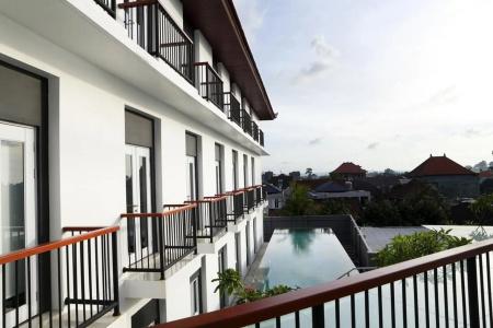 Amaris Teuku Umar - 20