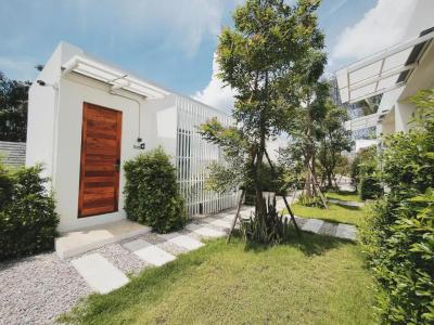 Meet Boutique Resort - 36