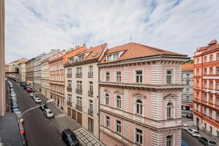 Ostaš Praha - 4