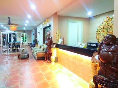Grandsiri KhaoYai - 1