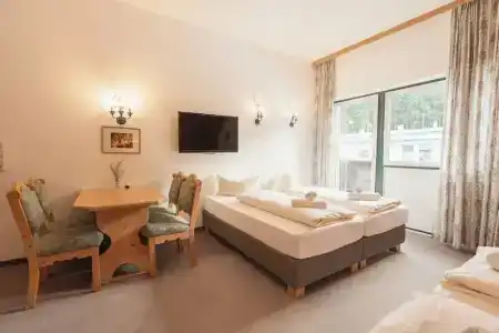 Gruberhof Bed & Breakfast - 150