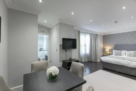 Chilworth Court - 255