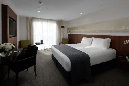 Rydges Latimer - 105