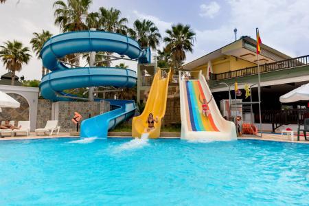 Holiday Garden Resort - 8