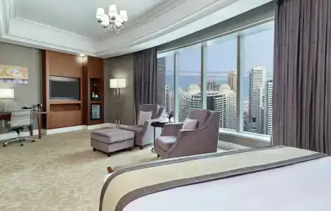 Crowne Plaza West Bay, An Ihg - 4