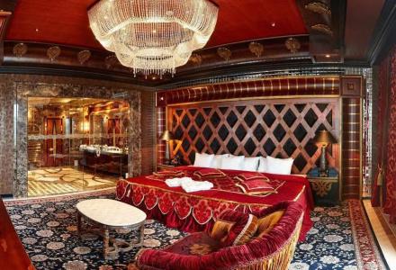 Royal Casino Spa & Resort - 12