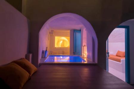 Abyssanto Suites and Spa - 94