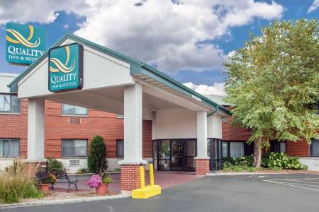 Quality Inn & Suites Downtown - 44
