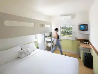 ibis Budget - - 19