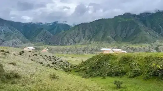 Выше гор - 1