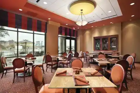 Embassy Suites East and Riverfront Conference Center - 28
