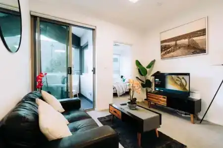 Verandah Studios (Formerly 188 ) - 22