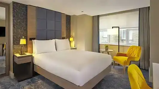 DoubleTree by Hilton London – West End - 37