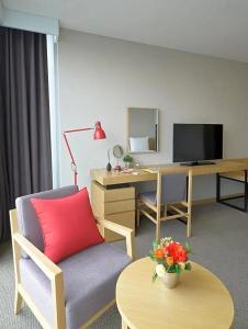 Best Western Harbor Park - 48