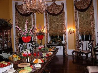 The Magnolia Mansion - 11